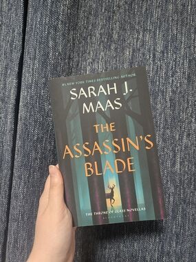 Sarah J. Maas "The Assassin's Blade" - Paperback